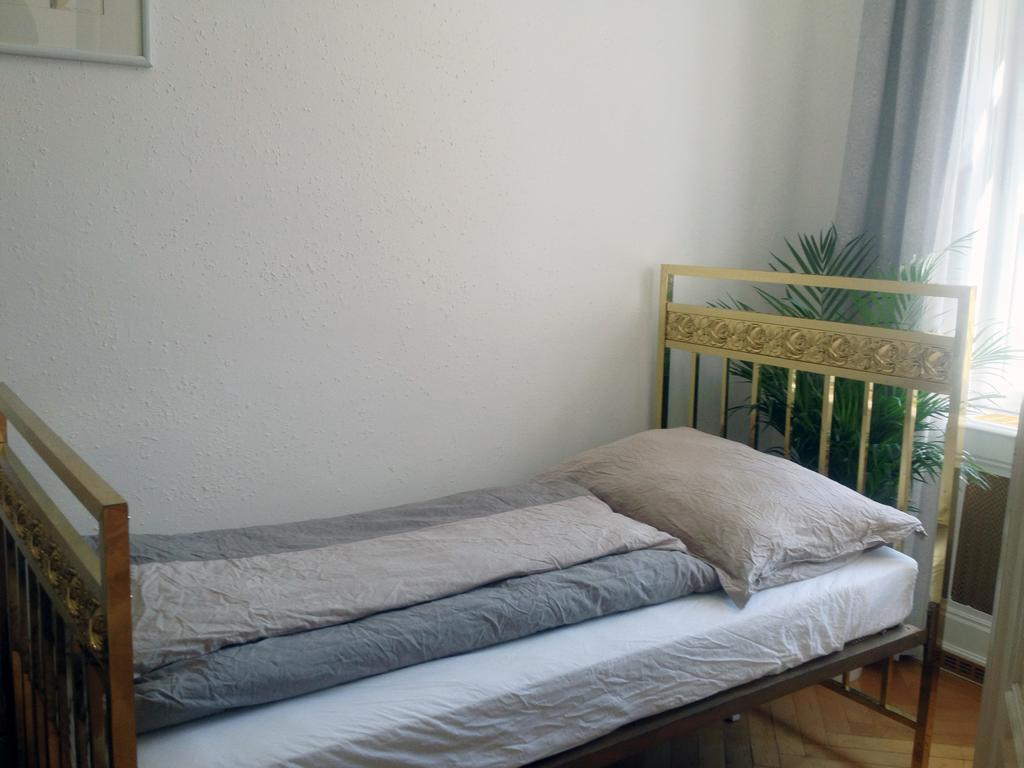Big Vintage Style Flat Near Schonbrunn Apartment Wina Bagian luar foto