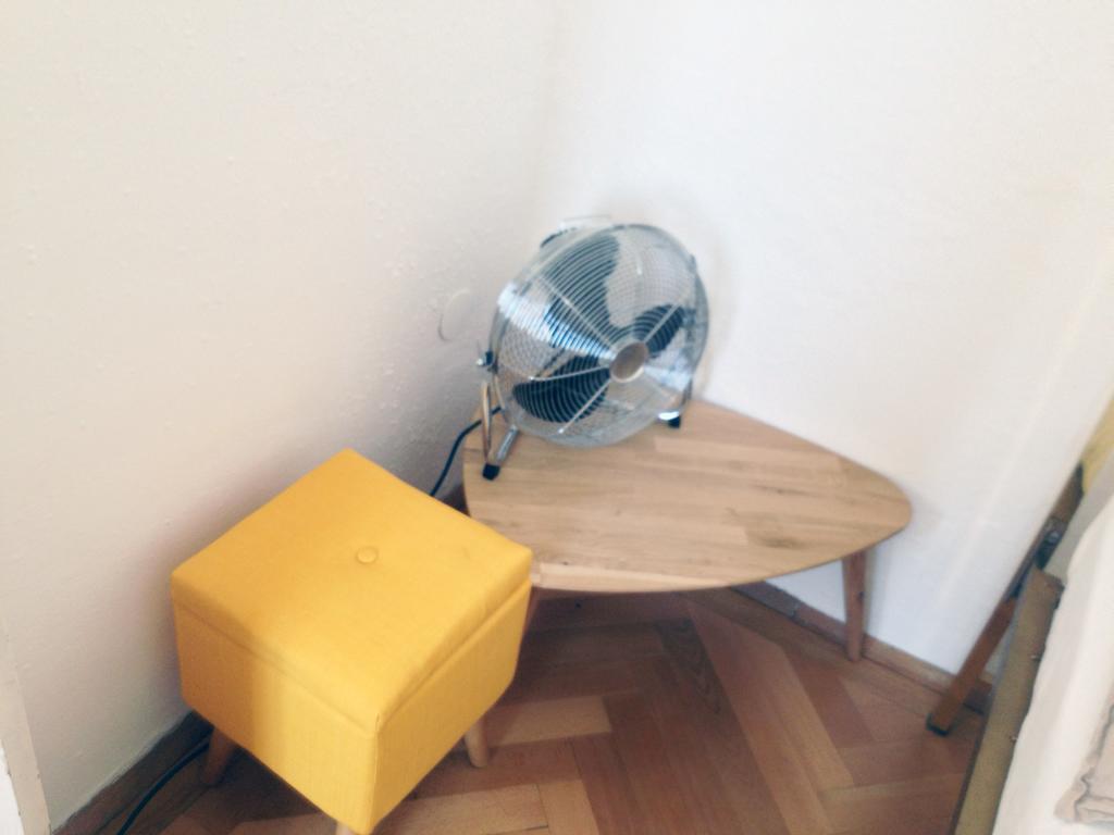 Big Vintage Style Flat Near Schonbrunn Apartment Wina Bagian luar foto